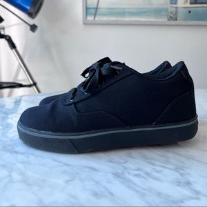 Heelys Plain Black Skate Shoe - Big Kids Size 5